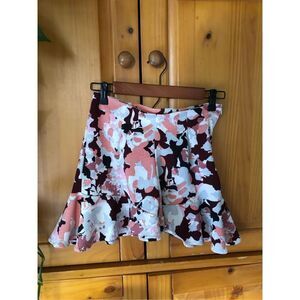 Espiral Beachwear Women’s Short Size Small